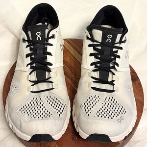 On Cloud X 2 Helion Women’s Running Shoe Size 7.5